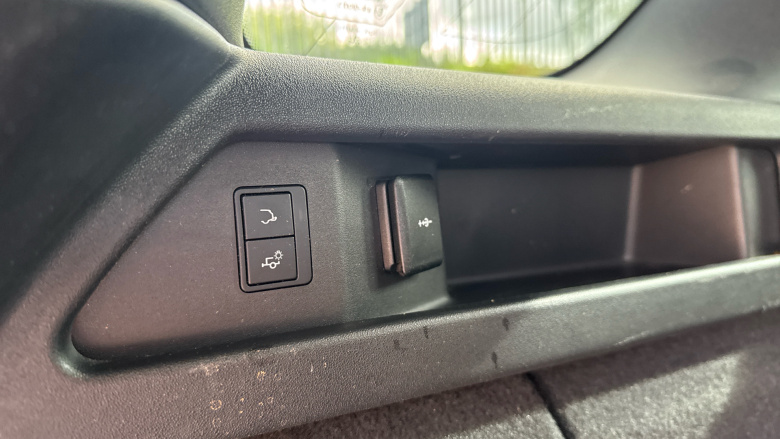 Land Rover Discovery Sport 2.0 D200 Urban Edition 5dr Auto [5 Seat] Diesel Station Wagon